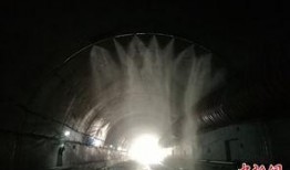 隧道2016在线观看,2016年经典影视作品在线重温之旅