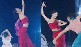 新瓜最新爆料大学跳舞,大学校园热舞风采，青春活力绽放舞台