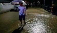 爆料雨水连天视频,揭秘雨水连天视频背后的故事