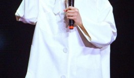 华晨宇被观众爆料视频大全,揭秘明星幕后生活